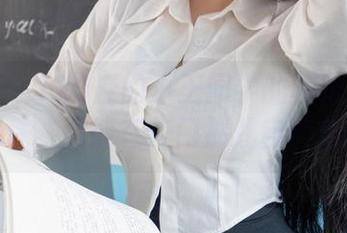 微密圈 – 120斤的小王同学的校服合集：穿上这件，我能在校门那儿自信走一圈！