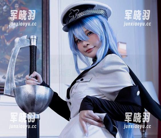 Azami Azami的蕾姆婚纱,图片中的每一折都是故事,下载就大胆点,别犹豫了。
