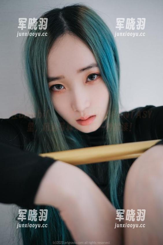 在Bambi(밤비)的白昼HIGHFANTASY里，精选写真集的另一种解读！