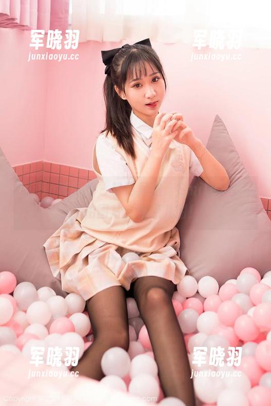 Feilin嗲囡囡-Emily尹菲 Feilin嗲囡囡 - 粉色风暴:Emily尹菲的私拍图片,有点儿甜!