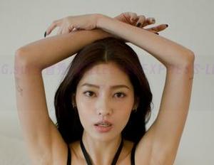 哦，说有更新？G.su(全智秀)又在LEEHEEEXPRESS-LEHF上玩出花样了！