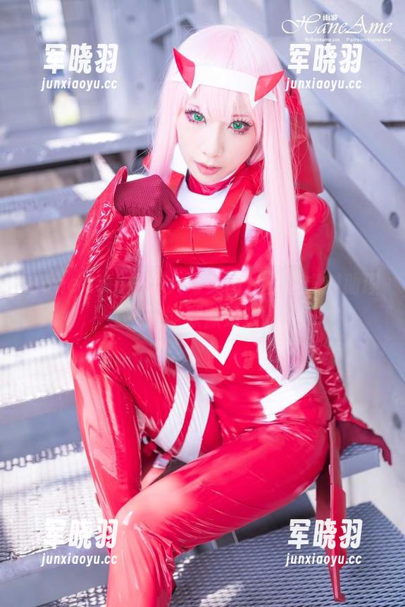 HaneAme雨波大写美图，三星虚拟助理只能默默站边