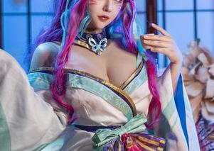 带着好奇，KANEKO咔喵的私拍图集里藏着濑明日奈女仆的新玩法？