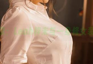 美图奇谈：Leah梓未与一身修女装的游戏