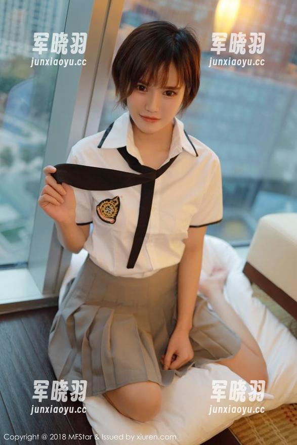 MFStar模范学院-软软酱 MFStar模范学院 - 软软酱穿上校服,作品中藏着不少小心思呢