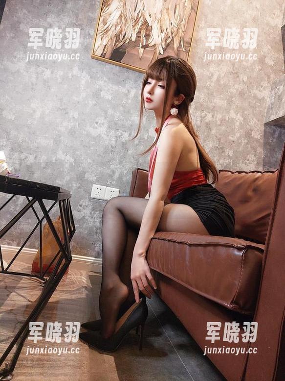 Rioko凉凉子 Rioko凉凉子最新力作:免费眼镜图片,过了个分?不,其实挺清晰的!