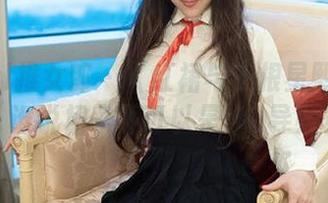 TuiGirl推女郎 – 《红裙与王根星熙》全集：谁说裙子不可以是心靈导师？