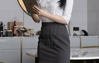 Xiuren秀人网 – Candy糖糖宅家日记：美图分享，让邻居都好奇我是不是开了美妆班？