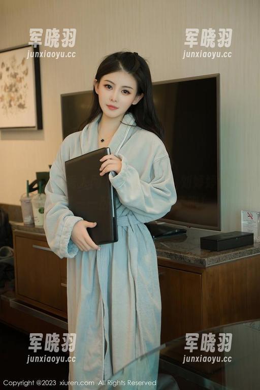 Xiuren秀人网 - 原图分享，刘婷婷修女造型——卧槽，这太撩了吧！