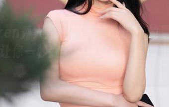 Xiuren秀人网 – 周美美alicia的夏日：原图让你一秒变身沙滩女神，图册比海浪更好看！