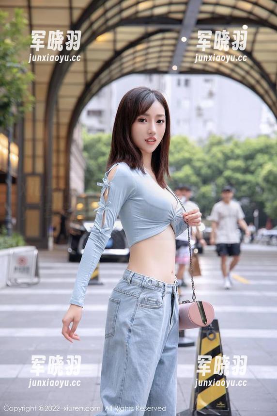 Xiuren秀人网 - 图包里藏着的夏瑶baby‘套装’：每一件都是灵魂拷问的节奏。