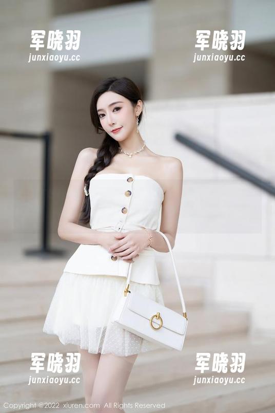 Xiuren秀人网 - 套图里的安妮Tess，难道这就是“长腿”特权？