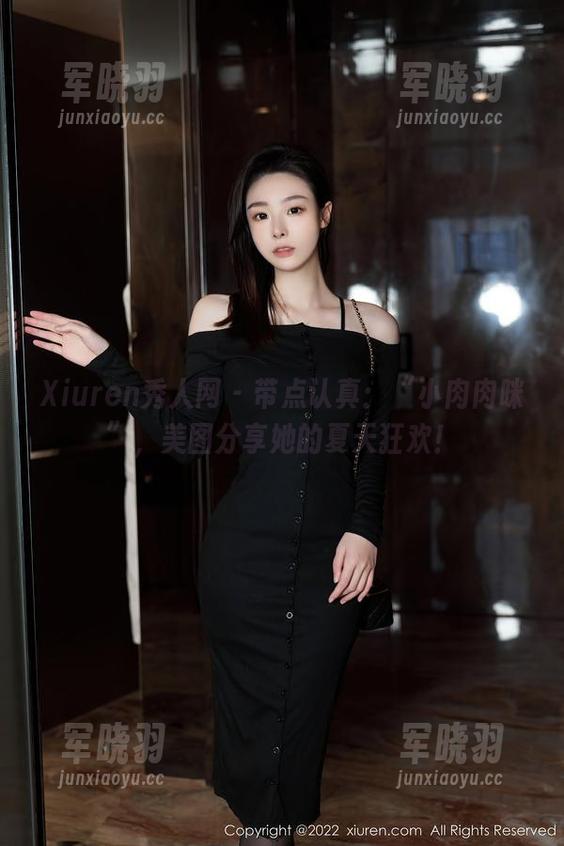 Xiuren秀人网-小肉肉咪 Xiuren秀人网 - 带点认真:“小肉肉咪”,美图分享她的夏天狂欢!