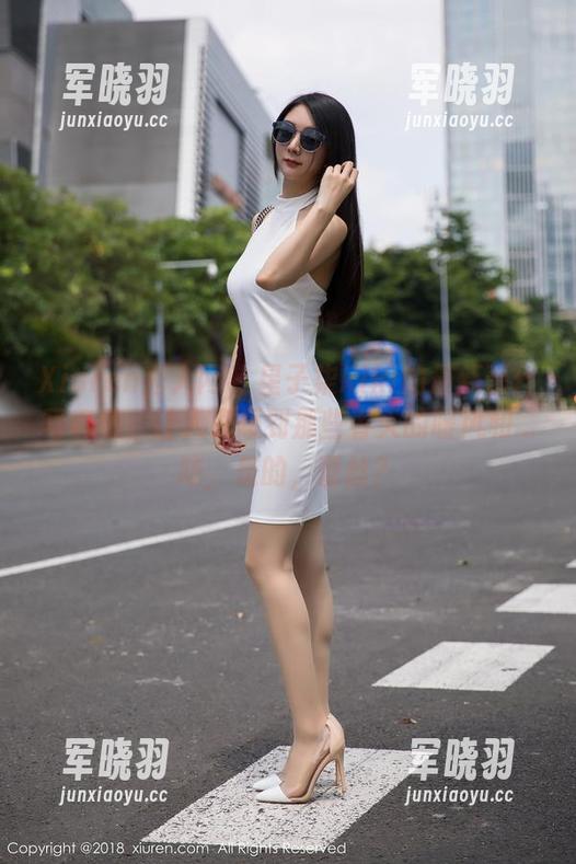 Xiuren秀人网-星子柒kiki Xiuren秀人网 - 星子柒kiki的最新蕾丝写真集,让人联想到那些春天的暖风和...咳,是的,蕾丝?