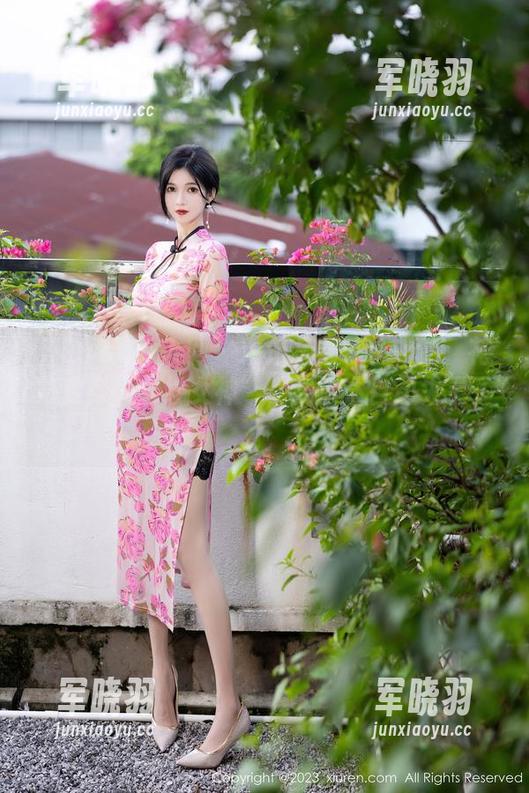 Xiuren秀人网-杨晨晨Yome Xiuren秀人网 - 精选杨晨晨Yome:花嫁变身“婚纱女神”,我雷达自动失灵了!