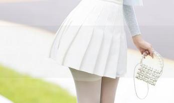 Xiuren秀人网 – 原图vs写真：看陈芊儿如何在夏天和蚊子斗智斗勇