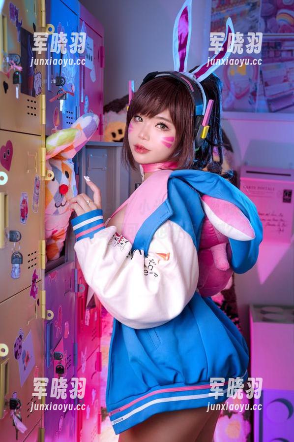 ZinieQ 无圣光的ZinieQ:小光和火箭队制服,谁说宝可梦不可以也来点震撼?
