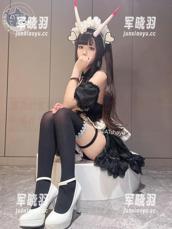 这次at鲨鱼最新的水手服套图，好像少了点什么，难道是我更爱的沙滩吗？！