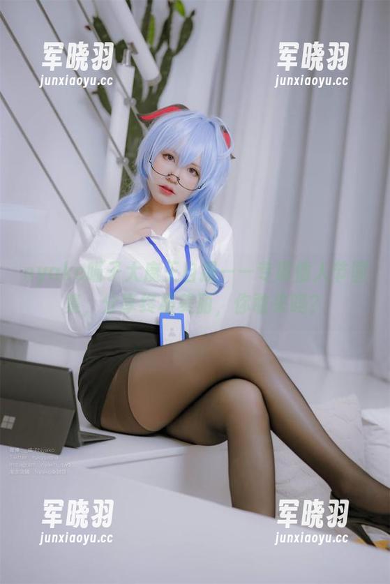 nyako喵子大魔王 nyako喵子大魔王自撮——专属情人节图集,分享终极美丽,你敢来吗?