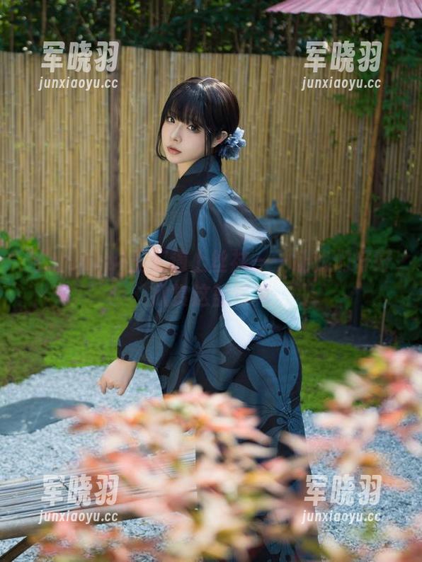 当yuuhui玉汇遇上丝袜——让我们好好欣赏这部写真