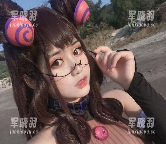 一笑芳香沁 下载警报!一笑芳香沁与YLYAAA的狐耳内衣图集向你招手!