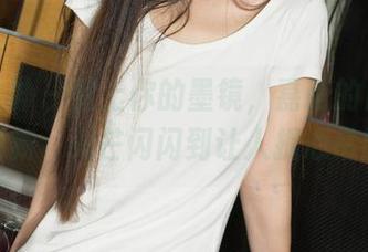 克拉女神 – 戴上你的墨镜，嘉萌的白裙美图更新，光芒闪闪到让人提心吊胆！