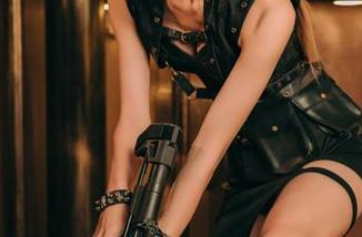这组无圣光写真，来自兔子Zzz不吃胡萝卜的比基尼梦想，是哪位小伙伴的脑洞？