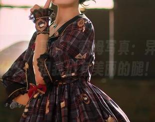 北之北这一波更新！蕾姆写真：异世界没什么，但我们有美丽的腿！