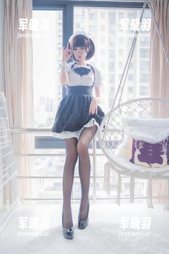 高清图包，南鸽的透明女仆，这衣服是怎么做到的啊？