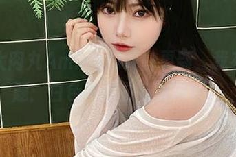 这次大肉丸Amiee的纯白更新，我有个问题：白色能这么有故事吗？