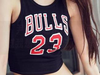 头条女神 – 尹菲的私拍：怎么可以这么甜？不过我想知道她吃了些什么…