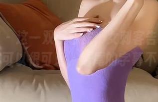微密圈 – 这一双紫色袜，女刺客告诉我们：刺客可以很可爱，结尾的字幕不要看！