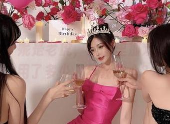 微密圈 – 妮是老虎，原图里那双脚丫丫调用了多少人年轻的心？
