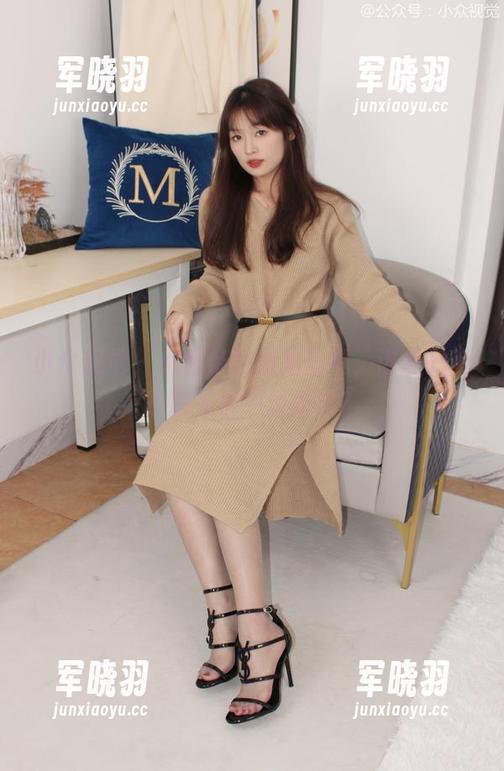 小众视觉 - 小薯条的姐姐写真，谁说只有家庭关系平淡如水？
