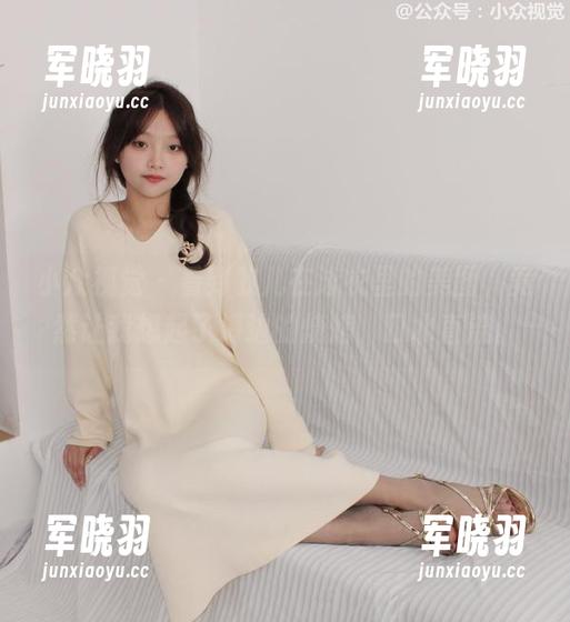 小众视觉-敏儿 小众视觉 - 看到敏儿在泳衣里的美图,竟然让我想起了海边的烧烤,口水直流。