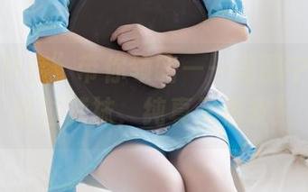 “少女秩序”带你领略——美图中的蝴蝶结过膝袜，纯真又俏皮！