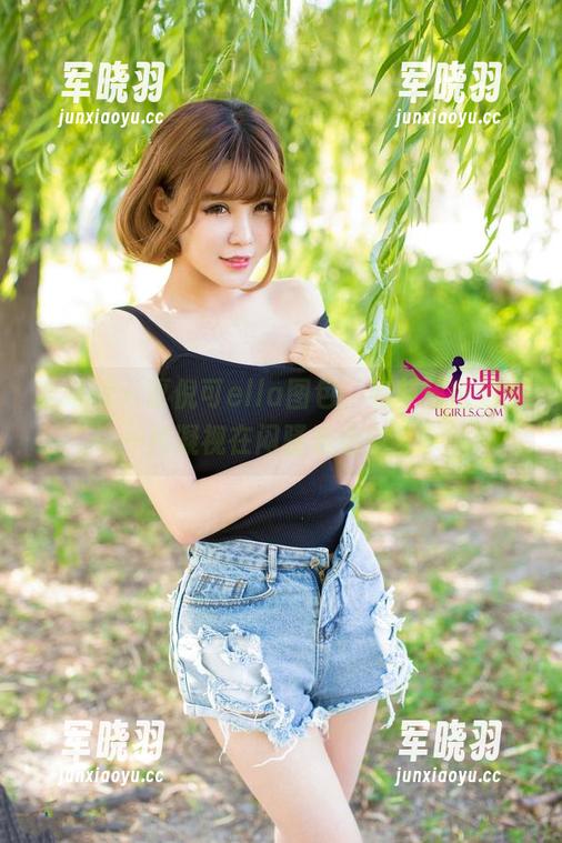 尤果网 - 夏倪可ella图包，有些秘密透过每一片凝视在闷骚表达中分享。
