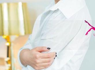 尤果网 – 游子熙在线发放自拍资源：保洁员都找不到的角度！