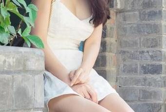 尤果网 – 金子熙的泳池，最新图包，难道每次都能如此舒服？！