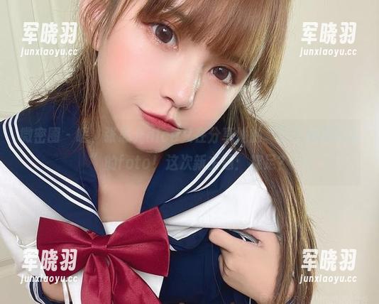 张思允nice 微密圈 - 唔,张思允nice又在分享她的“鞋子决定命运”的foto!这次新主题:裸足?