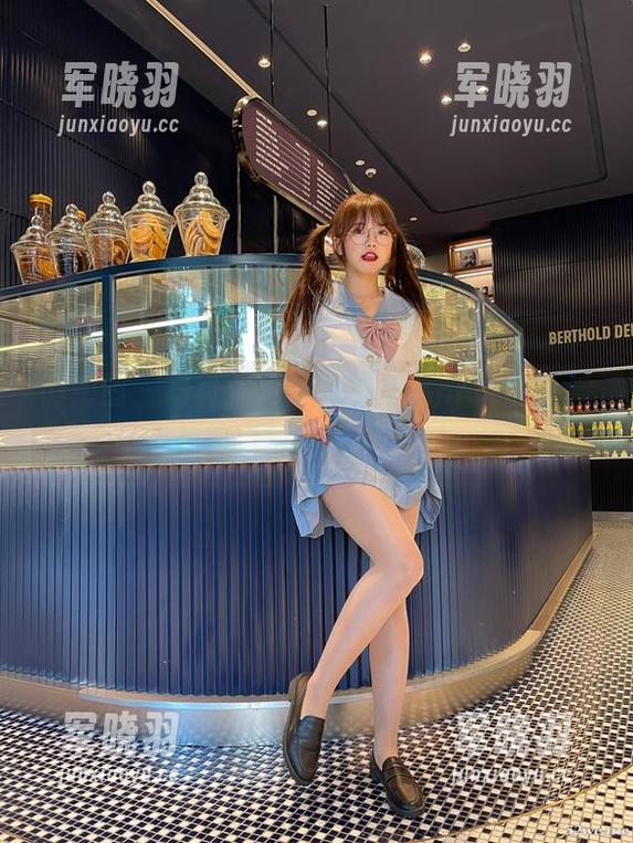 张思允nice 微密圈 - 写真集见证:张思允nice的女神时刻,我就是那颗为她震撼的小星星!