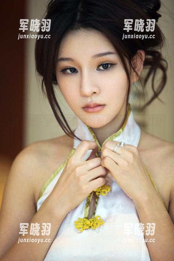 推女郎-王馨瑶 推女郎 - 护士王馨瑶的图包,难道是打针的时候的特别待遇?