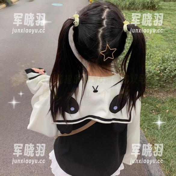 摇摇乐yoyo 私拍观察:摇摇乐yoyo跟她的双马尾眼镜娘,一个比一个吸睛!