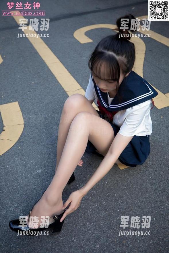 梦丝女神 - 吃货少女的日常：玥玥图集更新，带你逛超市！