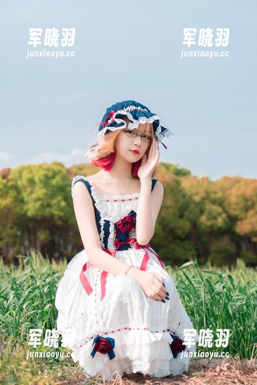 梨瑾瑾 梨瑾瑾的户外黑长服图册:免费送你一整套“其实我很有气质”的穿搭秘诀!