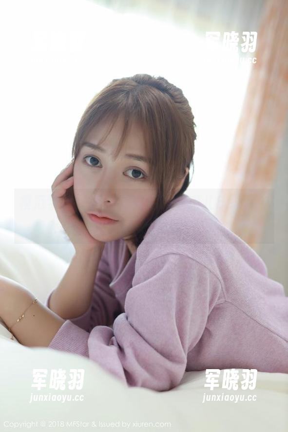 模范学院 - 职业装背后的唐琪儿Beauty：在线打工人还是美图女神？
