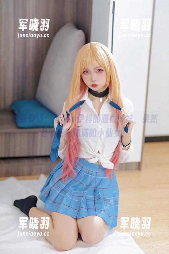 最新登场：洛桑w伊梓的眼镜妹妹，果然是书卷气满满的小仙女！