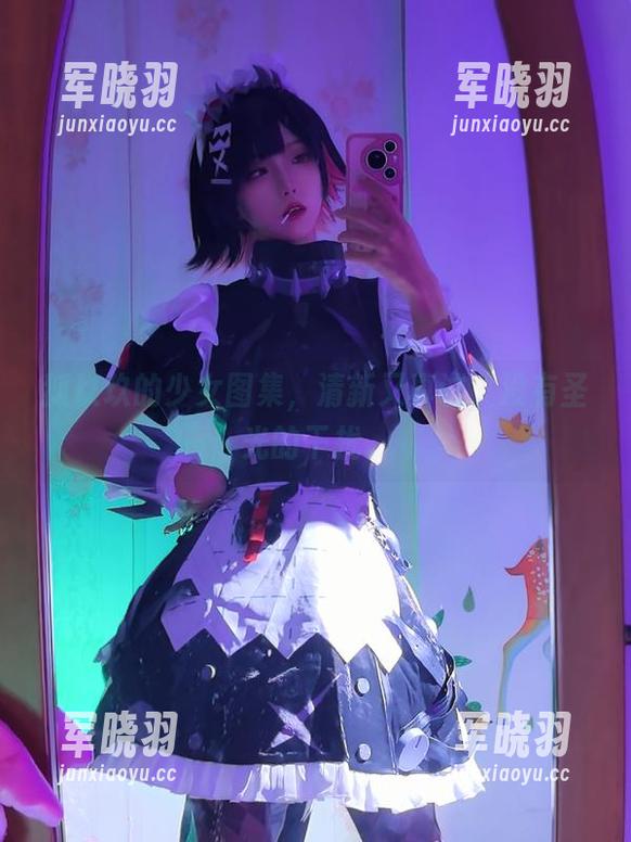 狐玖玖的少女图集，清新又真诚，没有圣光的干扰。
