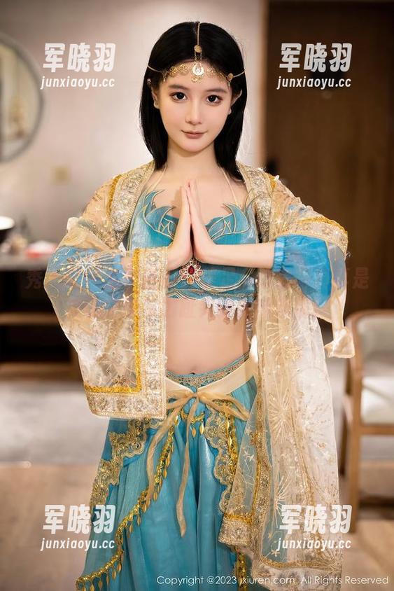 秀人网-伊诺 秀人网 - 当伊诺遇到美足:这套写真真是灵魂之舞与脚趾尖的完美邂逅!