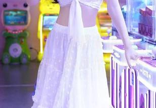 秀人网 – 近距离欣赏唐安琪的比基尼写真——哪位编辑放什么滤镜？